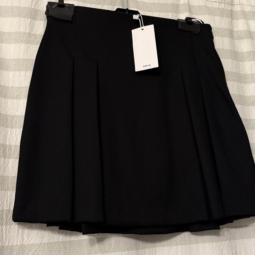 NWT Mango Black pleated mini Skirt, sz 0 - Picture 13 of 15